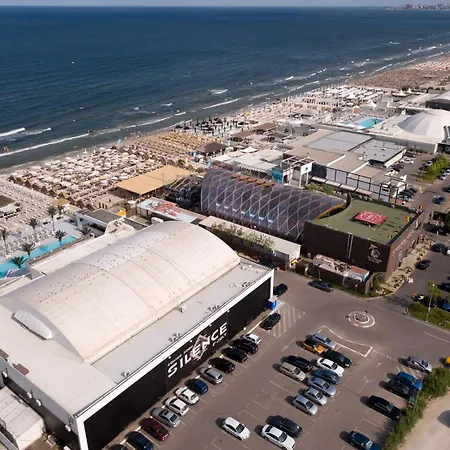 Summerland Cluburi 558 Mamaia